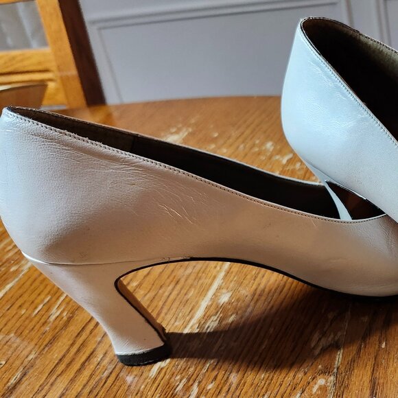Calderone Leather Pearl White Pumps - Picture 2 of 4